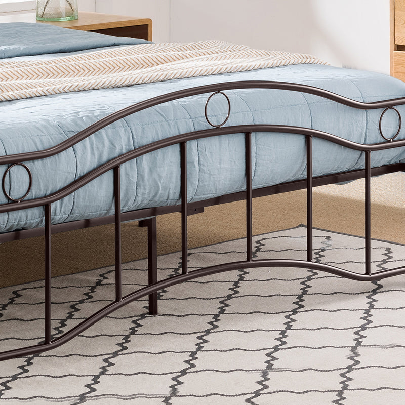 QUEEN SIZE METAL BED