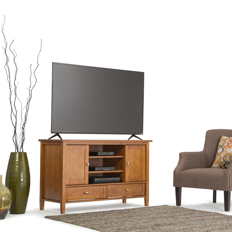 Warm Shaker - Transitional Style TV Media Stand