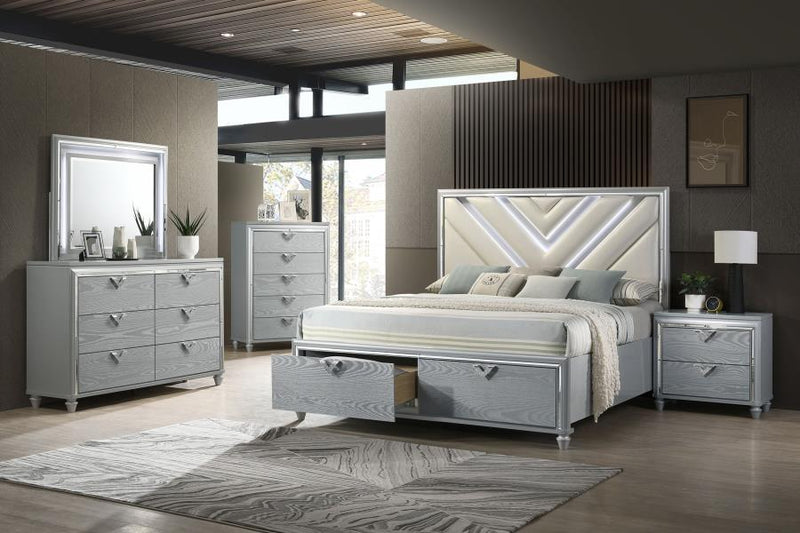 Veronica - 6-Drawer Dresser With Mirror - Light Silver