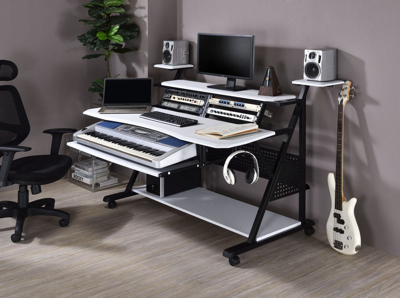 Willow - Versatile Music Desk