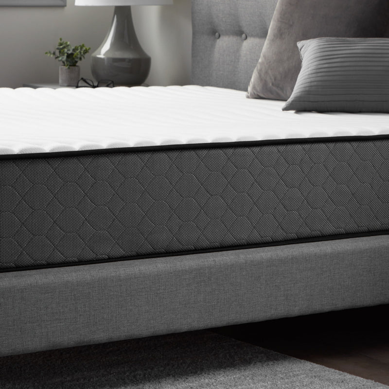 Weekender - 10" Firm Hybrid Mattress