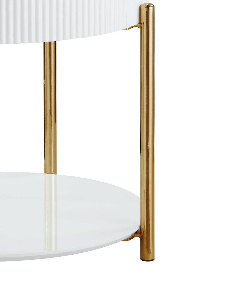 Daveigh - High Gloss End Table - Gold / White