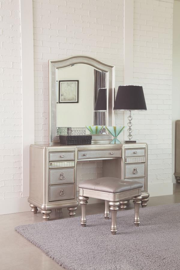 Bling Game - 9-Drawer Vanity Table - Metallic Platinum