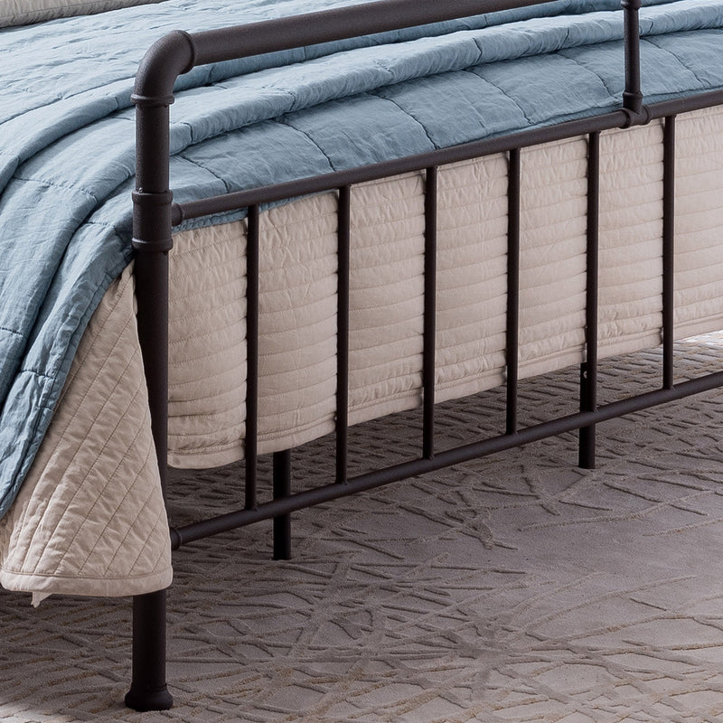 QUEEN SIZE METAL BED