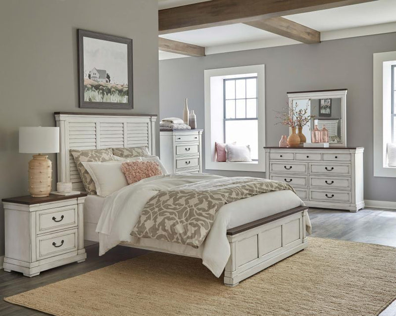 Hillcrest - 9-Drawer Dresser - Distressed White