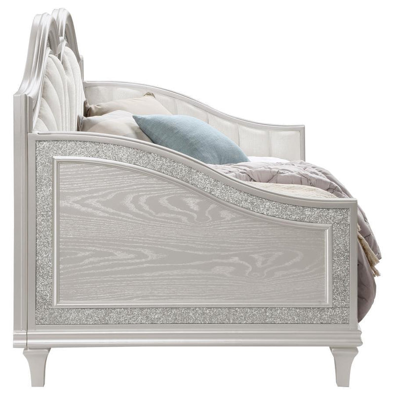 Evangeline - Upholstered Twin Daybed - Silver Oak